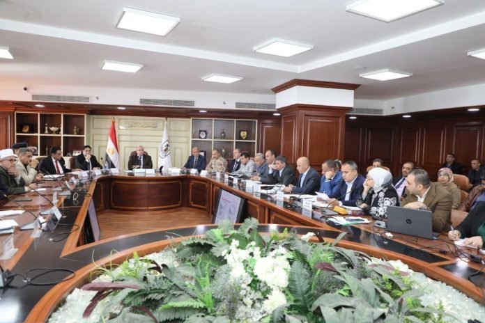 إنشاء منظومة تعليمية متخصصة في النباتات الطبية والعطرية ببنى سويف